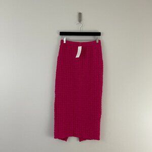 Urban Outfitter Kimmy Bubble Crinkle Midi Skirt in Pink Size Medium